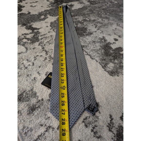 NWT Roberto Villini Men‎ 100% Silk Necktie Geometric Square Blue Gray - Picture 5 of 5